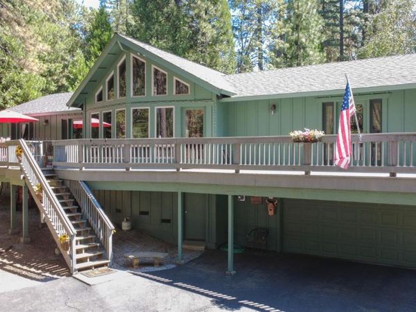26035 Meadow Dr, Pioneer, CA 95666