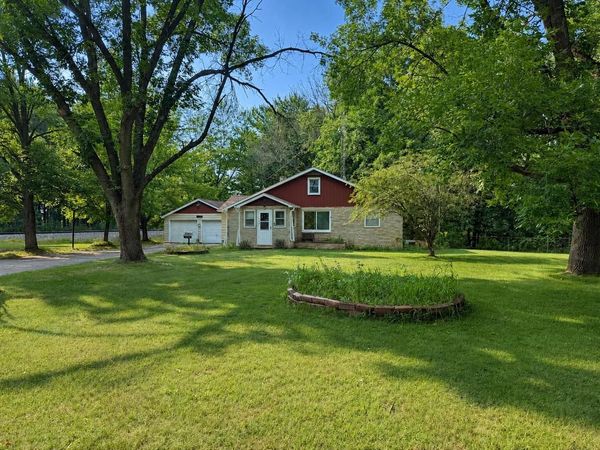 627 WALLACE PLACE, WHITING, WI 54481