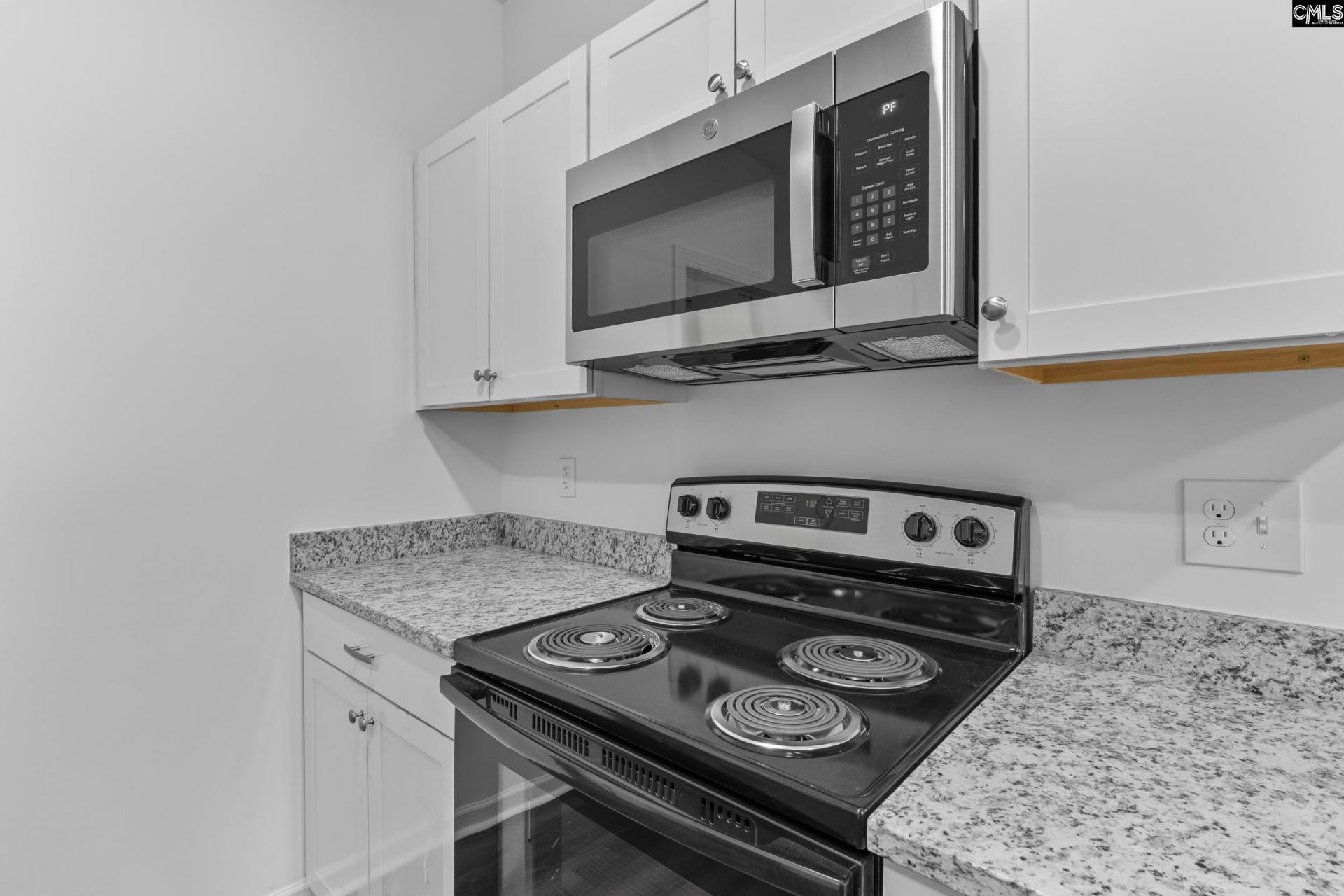921 Prescott Road Photo 18