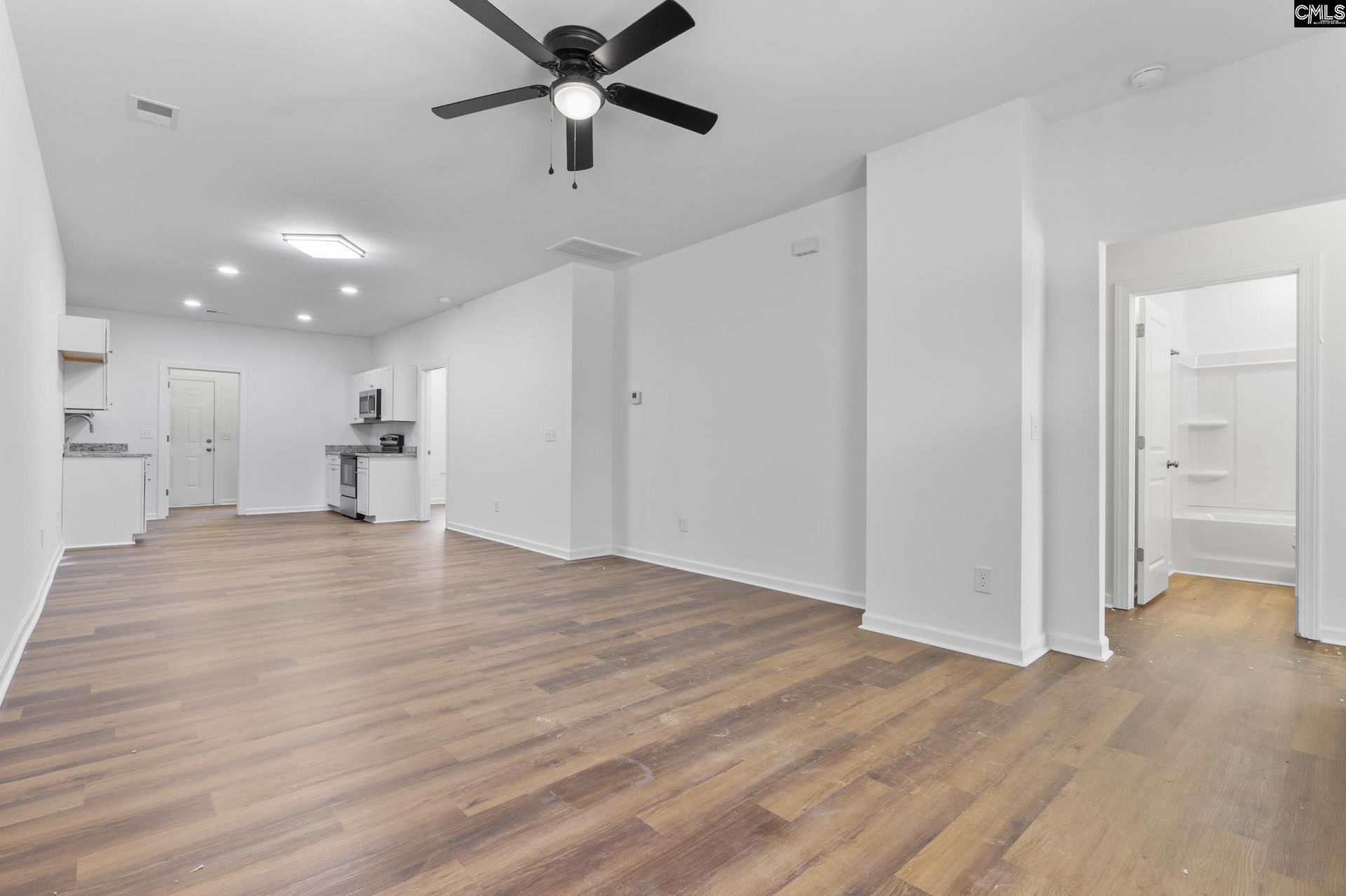 921 Prescott Road Photo 59