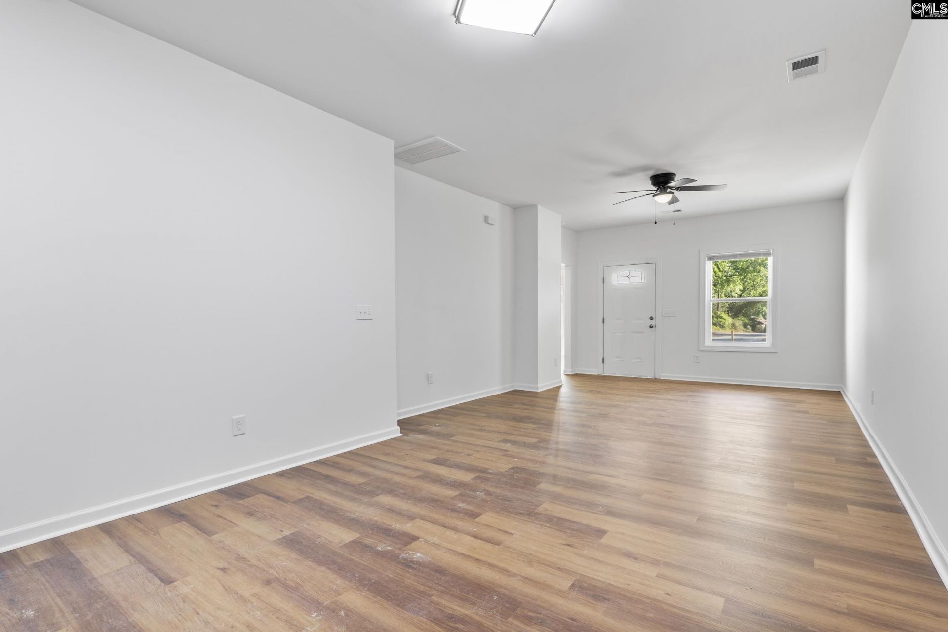 921 Prescott Road Photo 60
