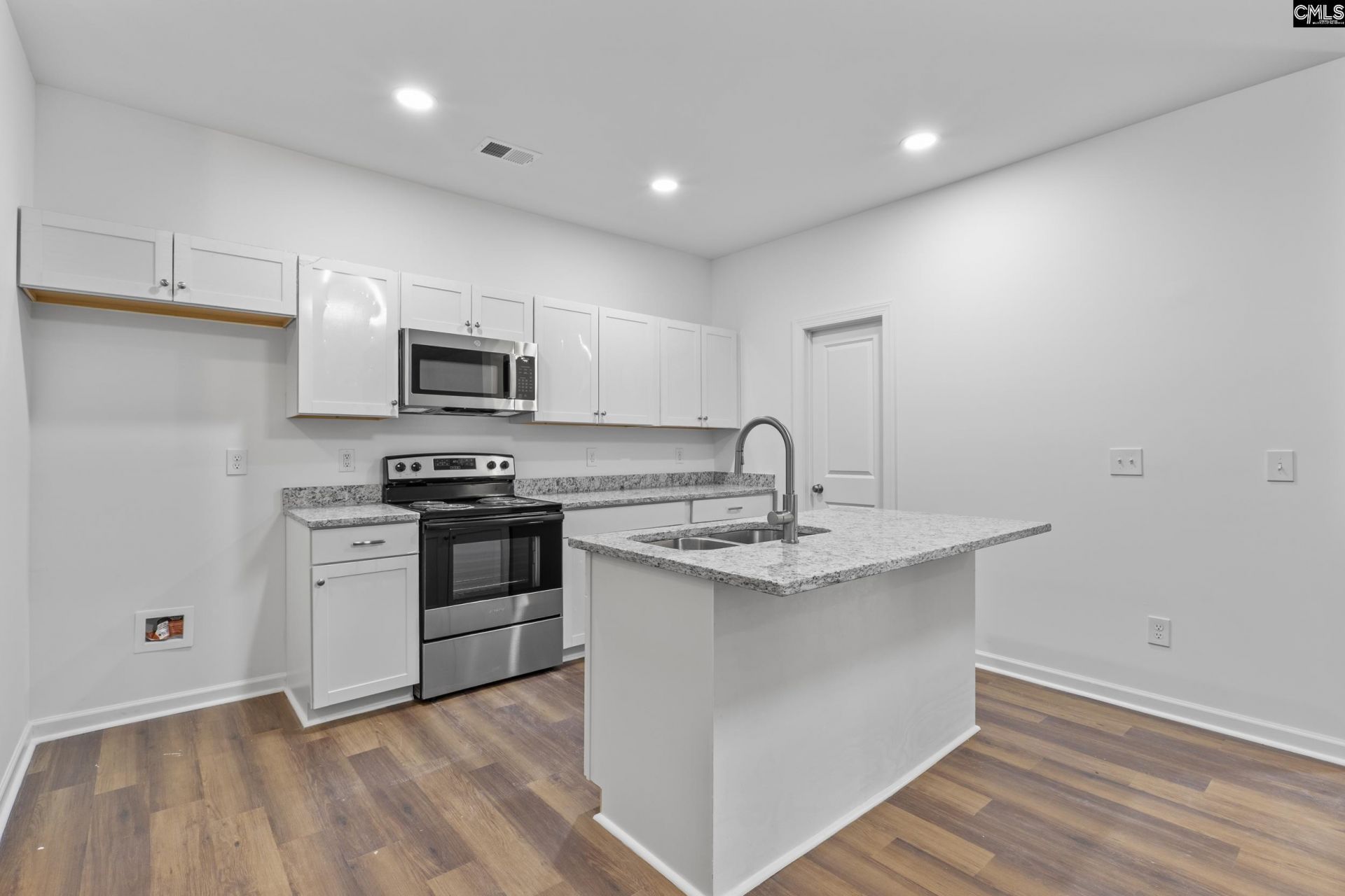 921 Prescott Road Photo 86