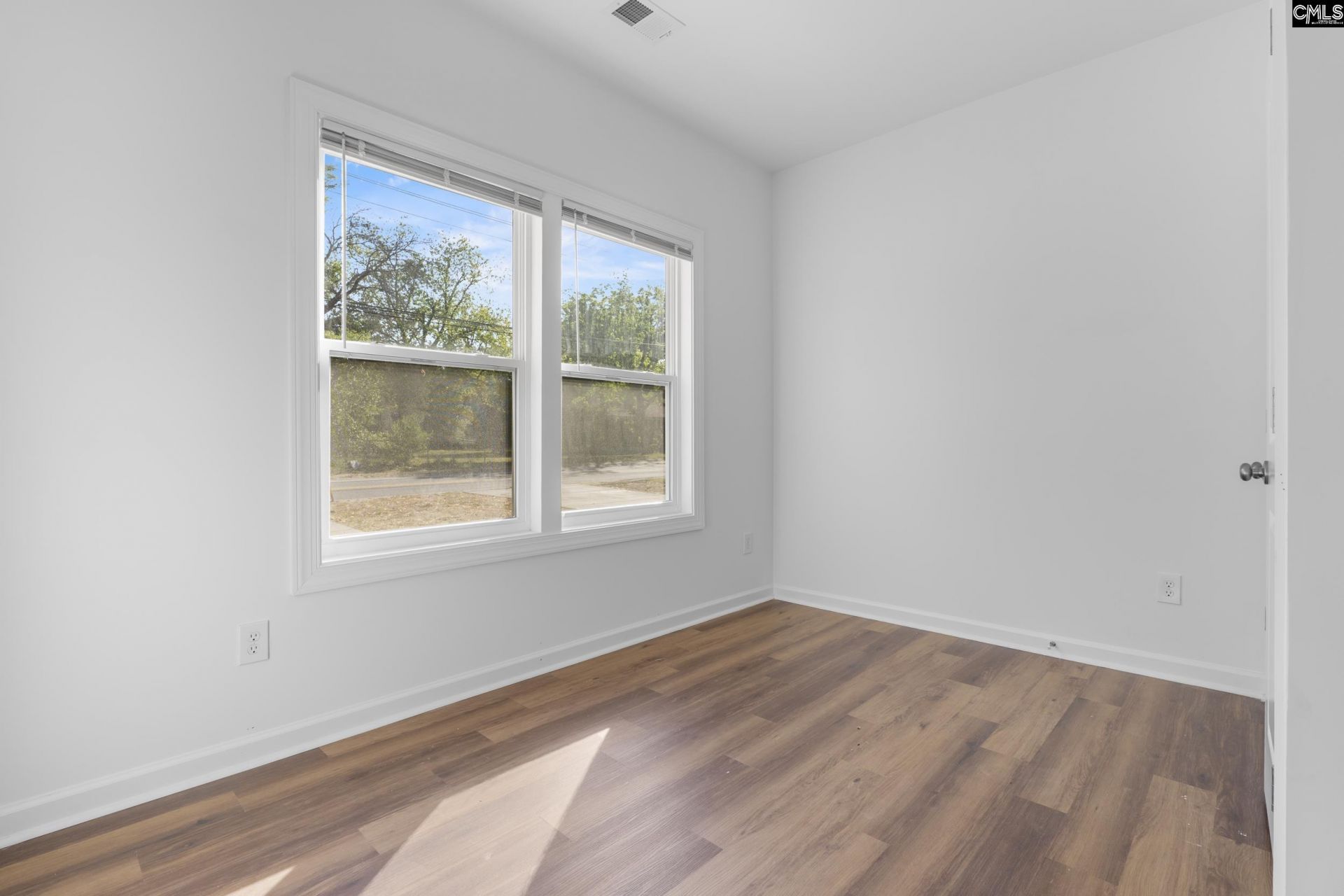 921 Prescott Road Photo 96