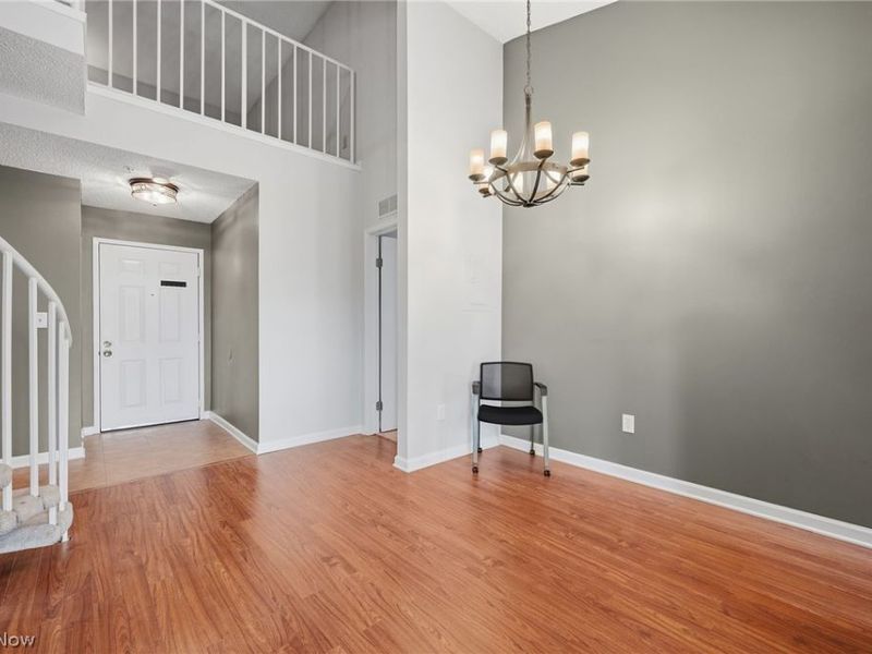 240 Fox Hollow Dr., Unit 403, Mayfield Heights, OH 44124 Photo 11