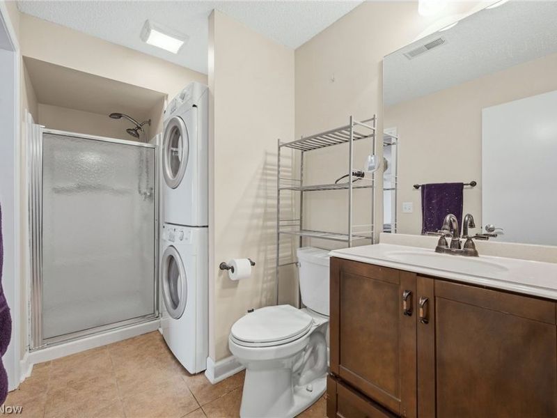 240 Fox Hollow Dr., Unit 403, Mayfield Heights, OH 44124 Photo 23