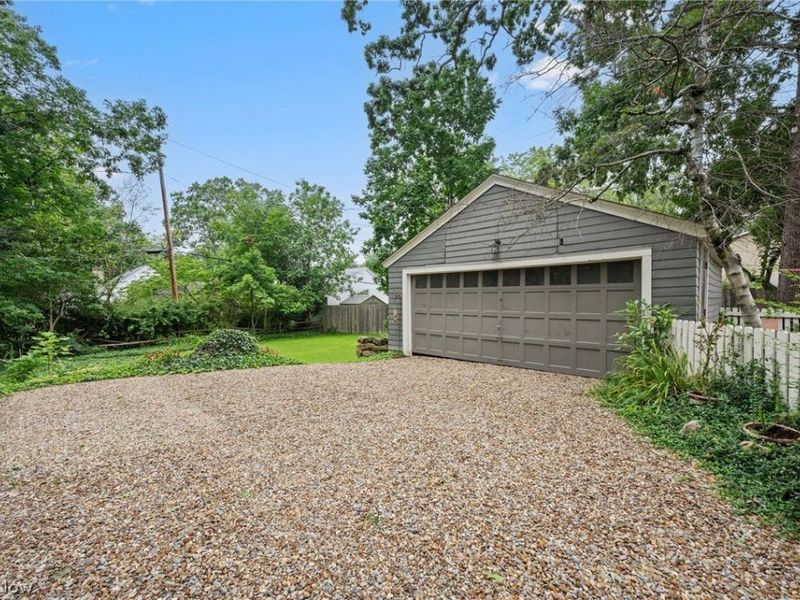 304 Castle Boulevard, Akron, OH 44313 Photo 41