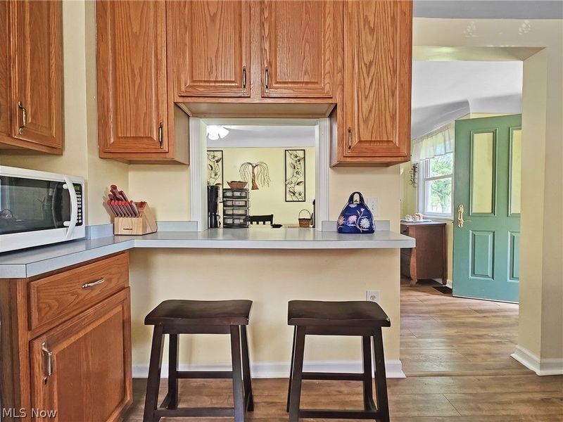 27304 White Road, Willoughby Hills, OH 44092 Photo 23