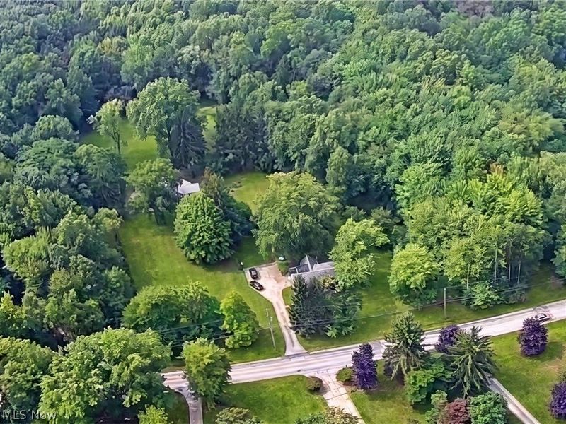 27304 White Road, Willoughby Hills, OH 44092 Photo 5