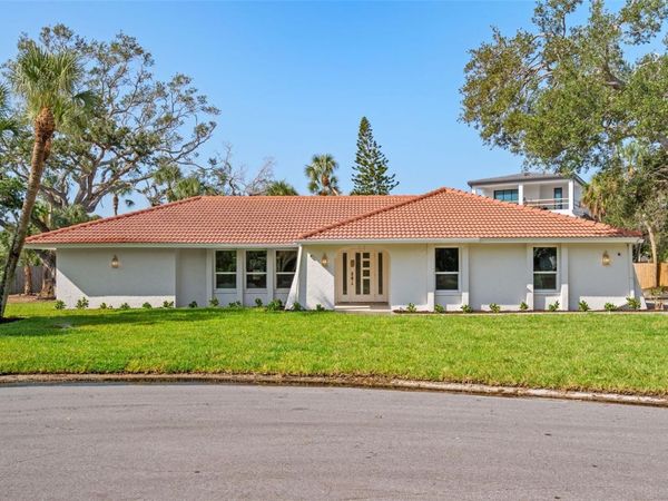 670 VENICE LANE , SARASOTA, FL 34242