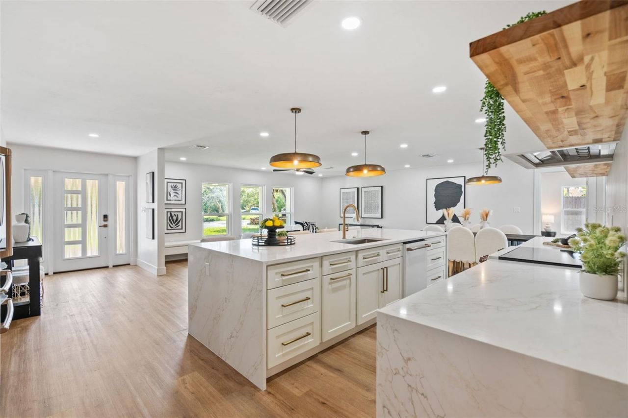670 Venice Lane, Sarasota, FL 34242 Photo