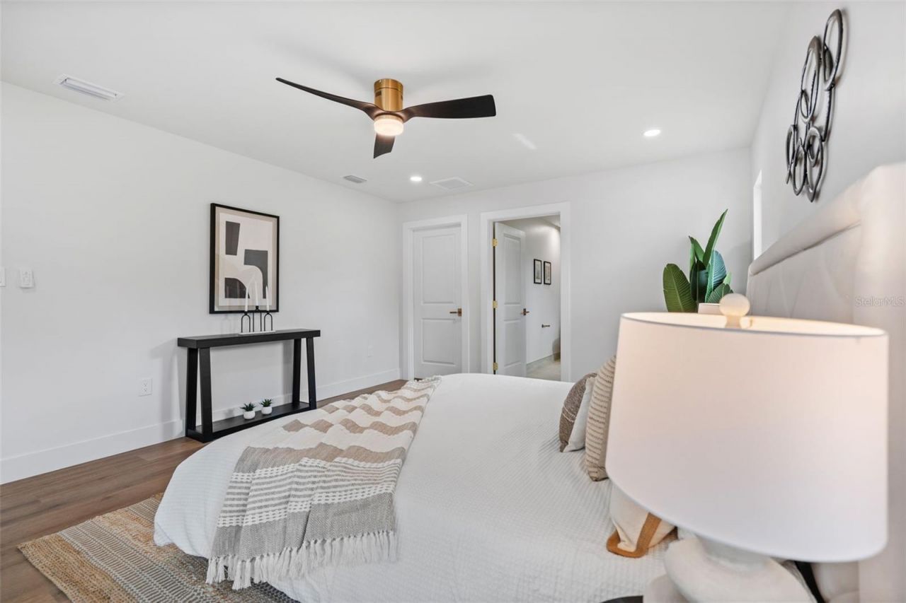 670 Venice Lane, Sarasota, FL 34242 Photo
