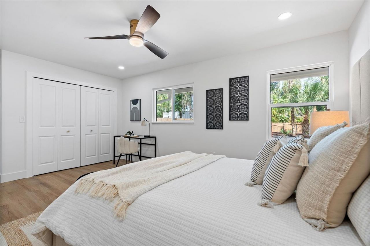 670 Venice Lane, Sarasota, FL 34242 Photo