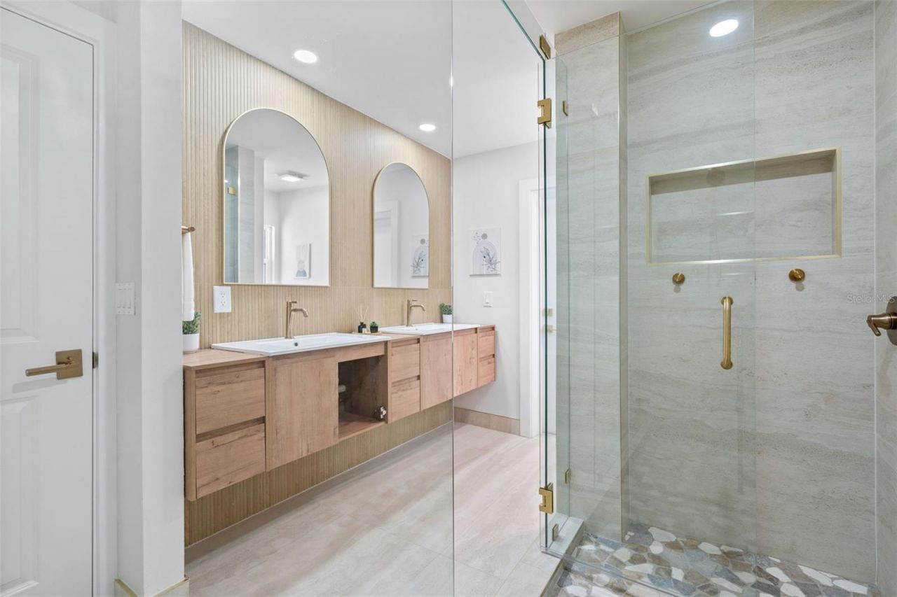 670 Venice Lane, Sarasota, FL 34242 Photo