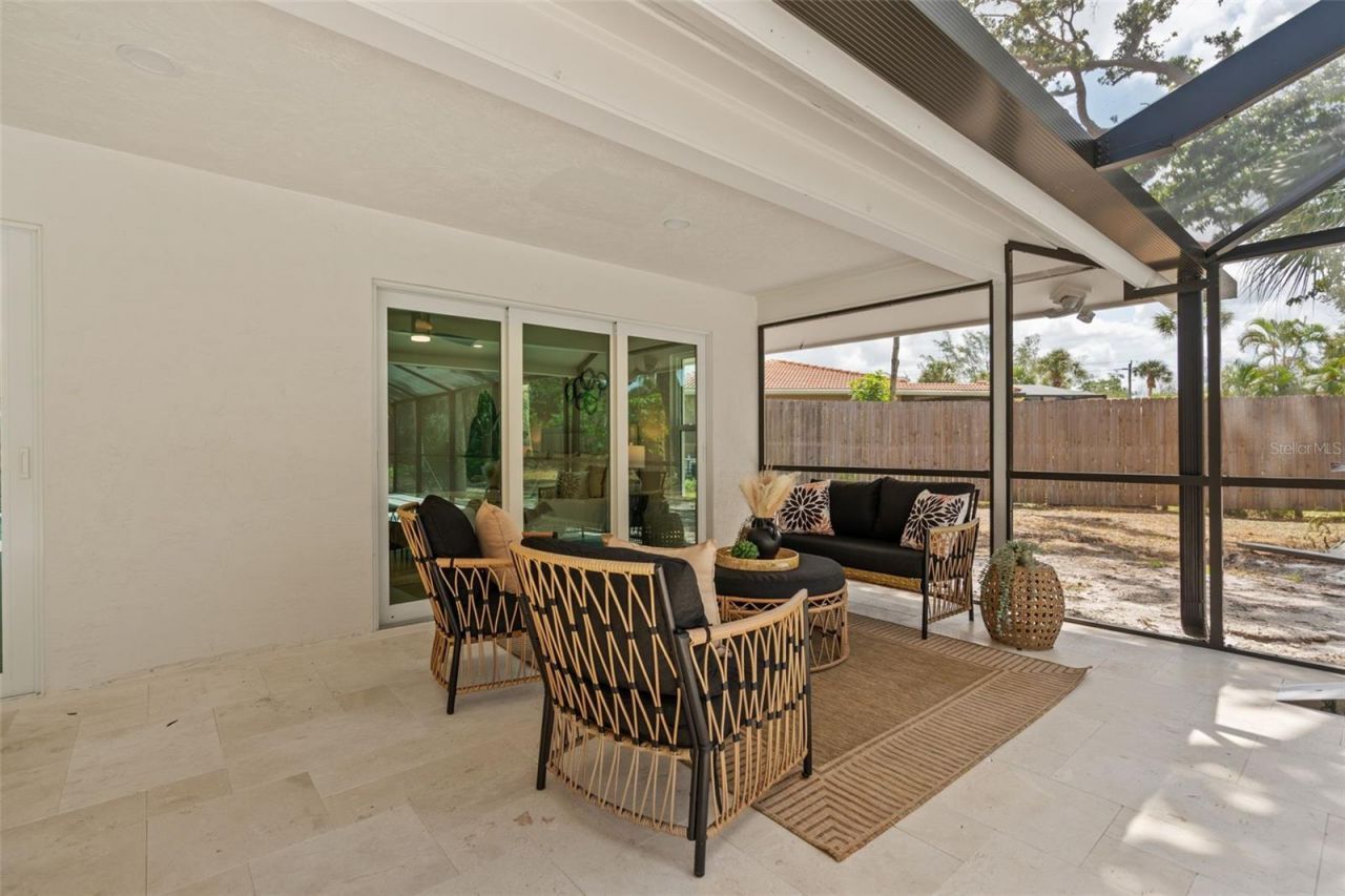 670 Venice Lane, Sarasota, FL 34242 Photo