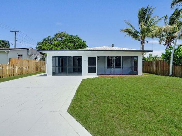 811 Finley Ct , Hollywood, FL 33020