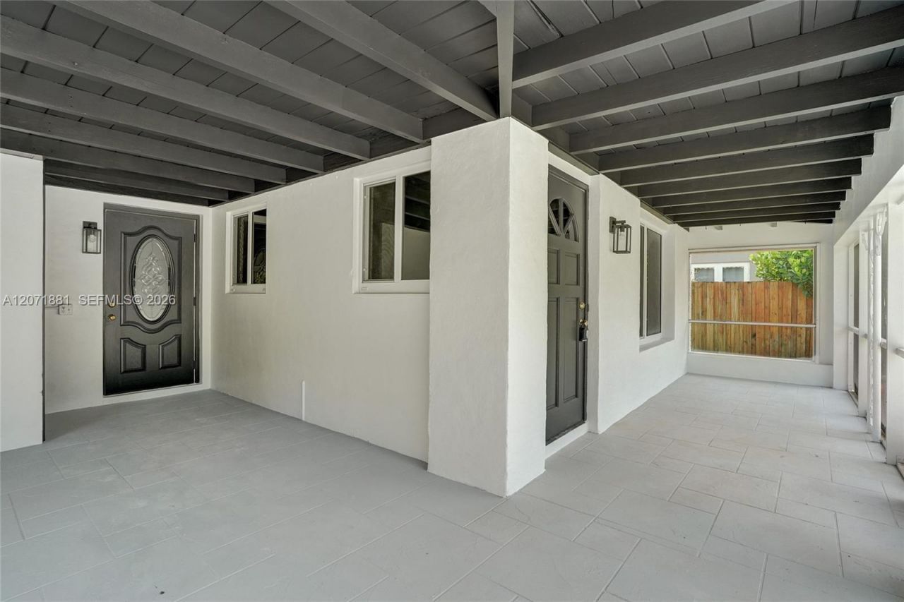 811 Finley Ct, Hollywood, FL 33020 Photo