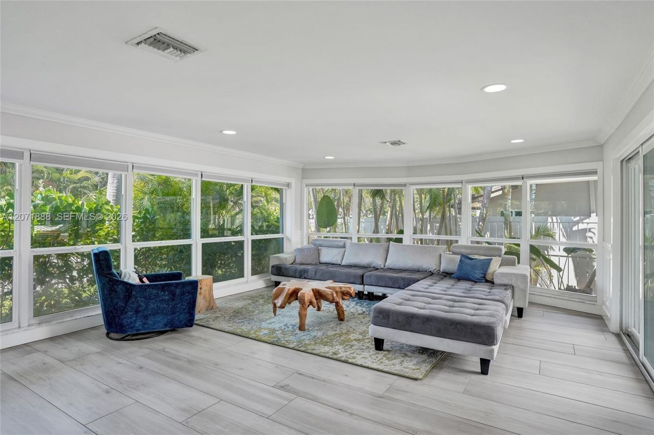 2615 NE 26th St, Fort Lauderdale, FL 33305 Photo