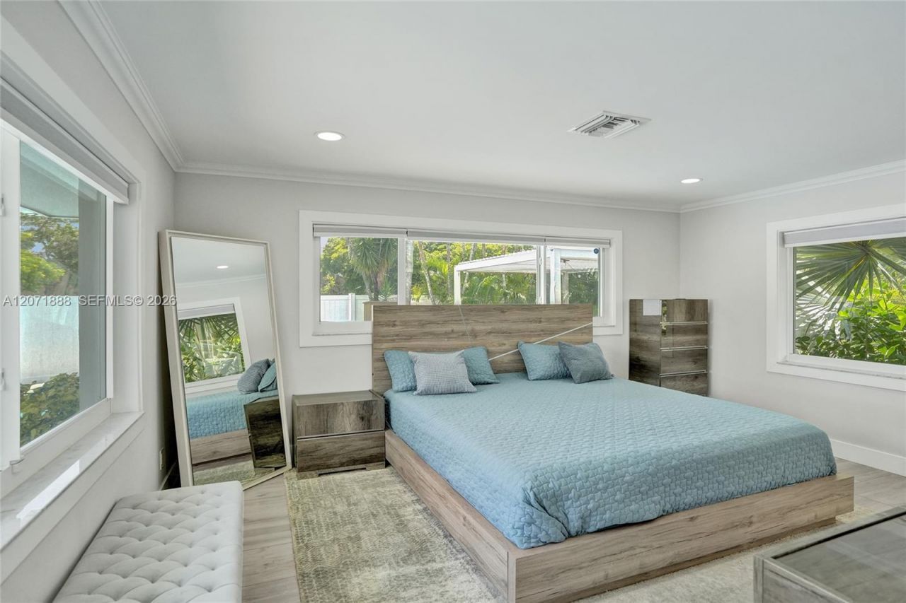 2615 NE 26th St, Fort Lauderdale, FL 33305 Photo