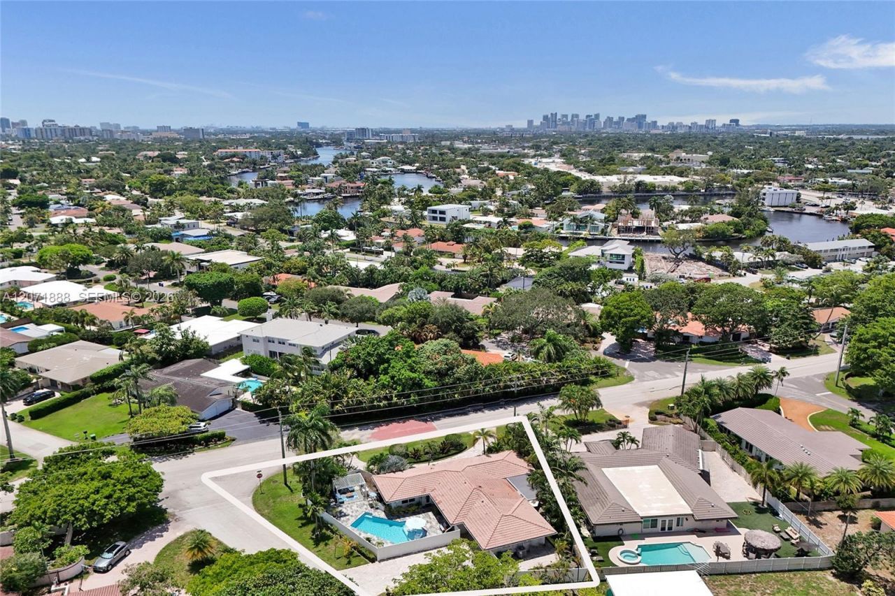 2615 NE 26th St, Fort Lauderdale, FL 33305 Photo