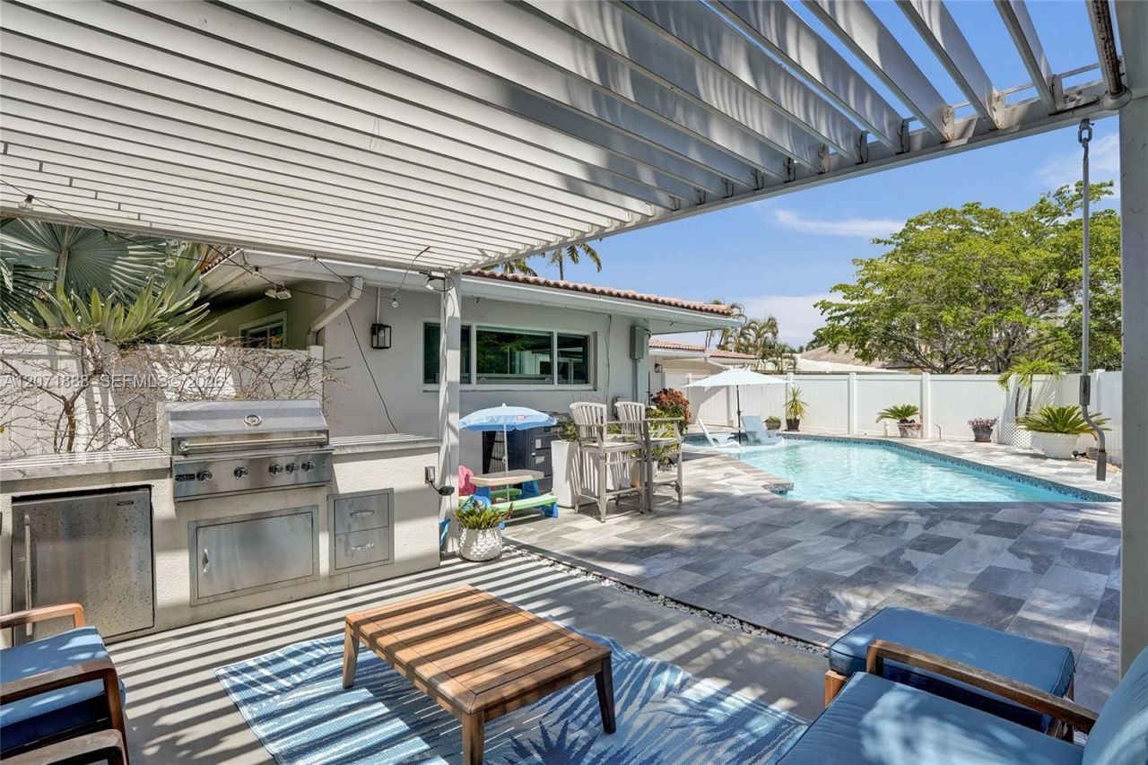 2615 NE 26th St, Fort Lauderdale, FL 33305 Photo