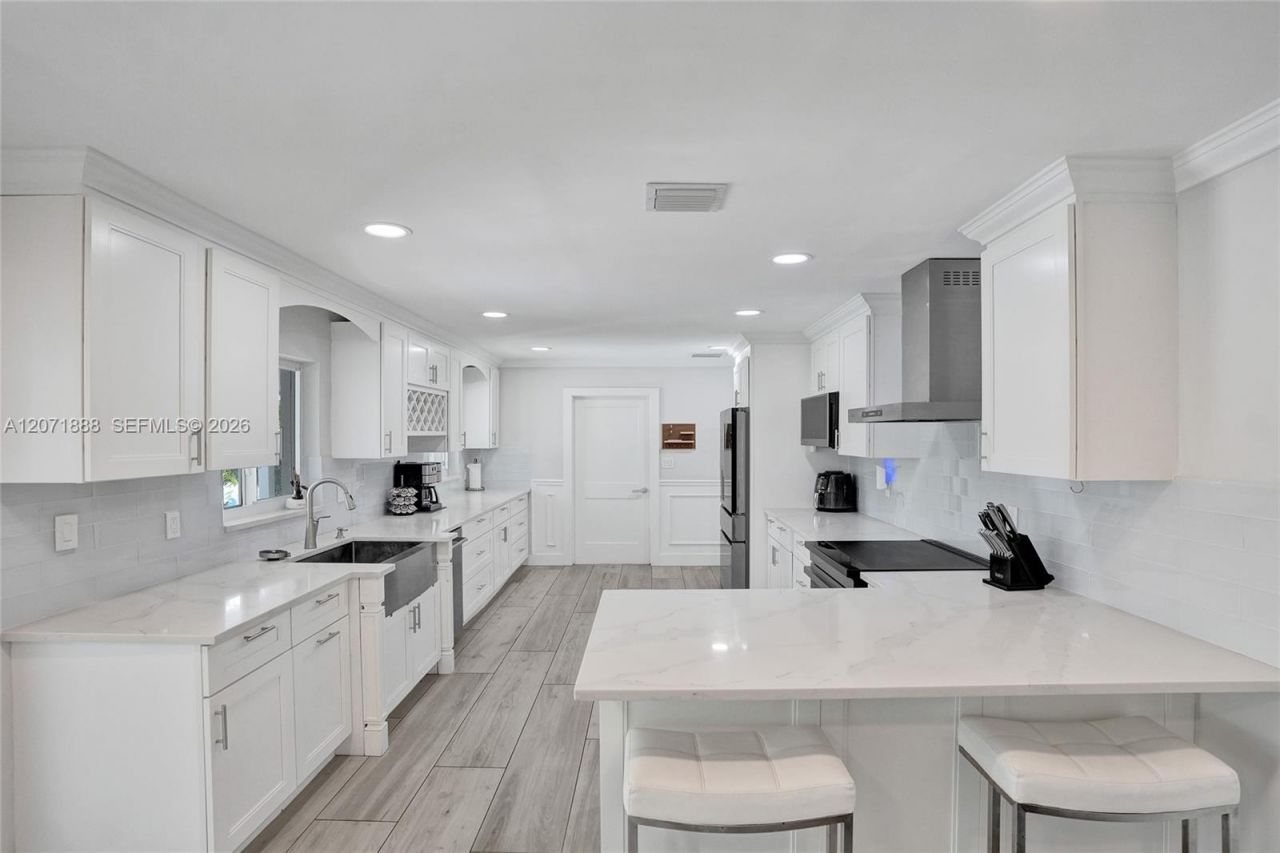 2615 NE 26th St, Fort Lauderdale, FL 33305 Photo