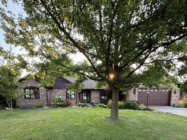 11867 N Shelby 700 W, New Palestine, IN 46163