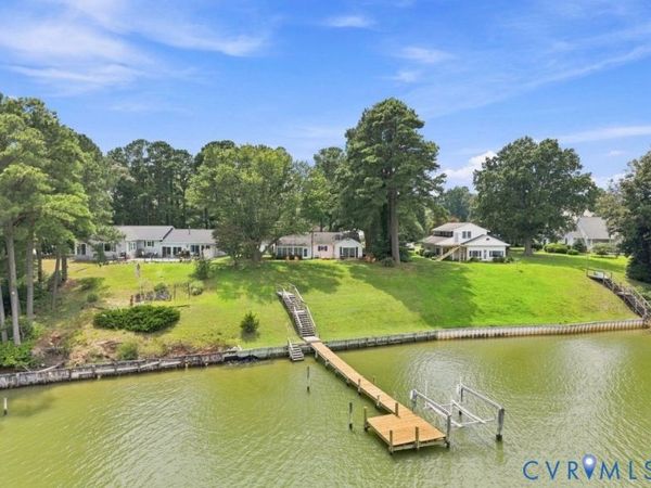 1700 Locust Grove Road, Topping, VA 23169