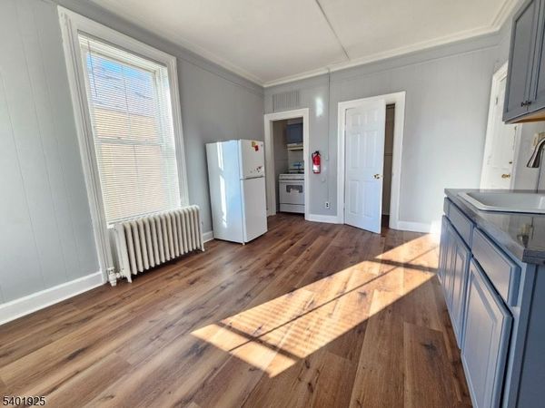 70 Jackson Ave, Unit B, North Plainfield, NJ 07060