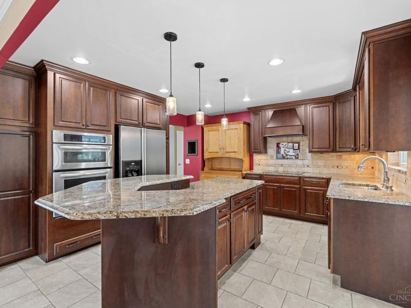 6334 Blueberry Hill Court, Green Township, OH 45248 Photo 13