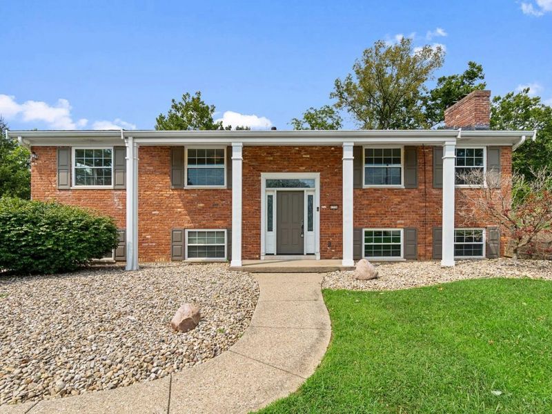 6334 Blueberry Hill Court, Green Township, OH 45248 Photo 3