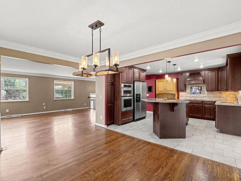 6334 Blueberry Hill Court, Green Township, OH 45248 Photo 8