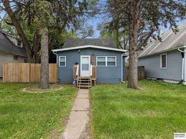2619 Fort Street, Omaha, NE 68111