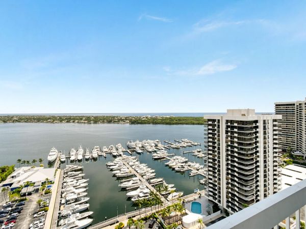 123 LAKESHORE Drive, Unit PH45, North Palm Beach, FL 33408