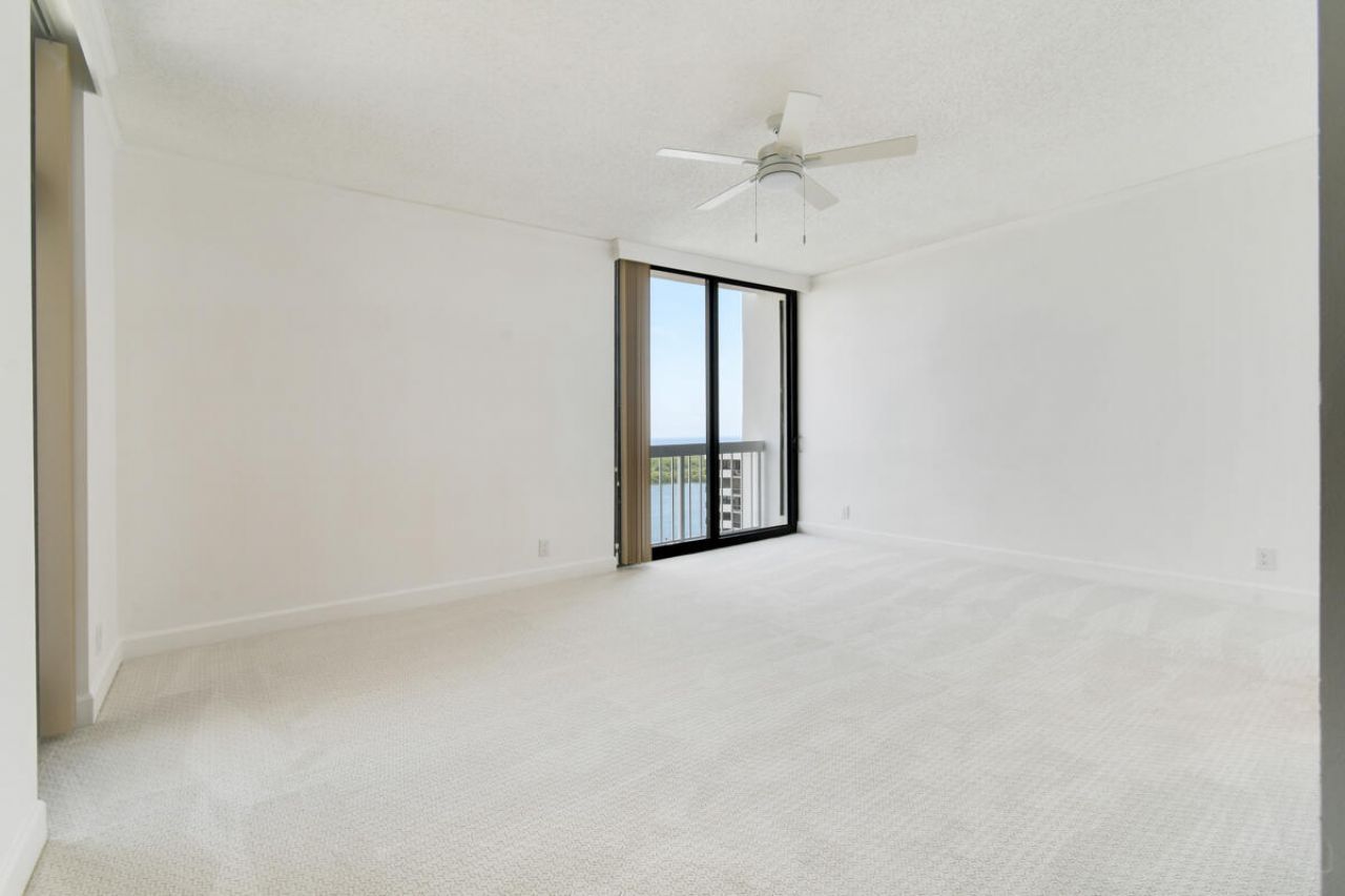 123 Lakeshore Drive, Unit PH45, North Palm Beach, FL 33408 Photo