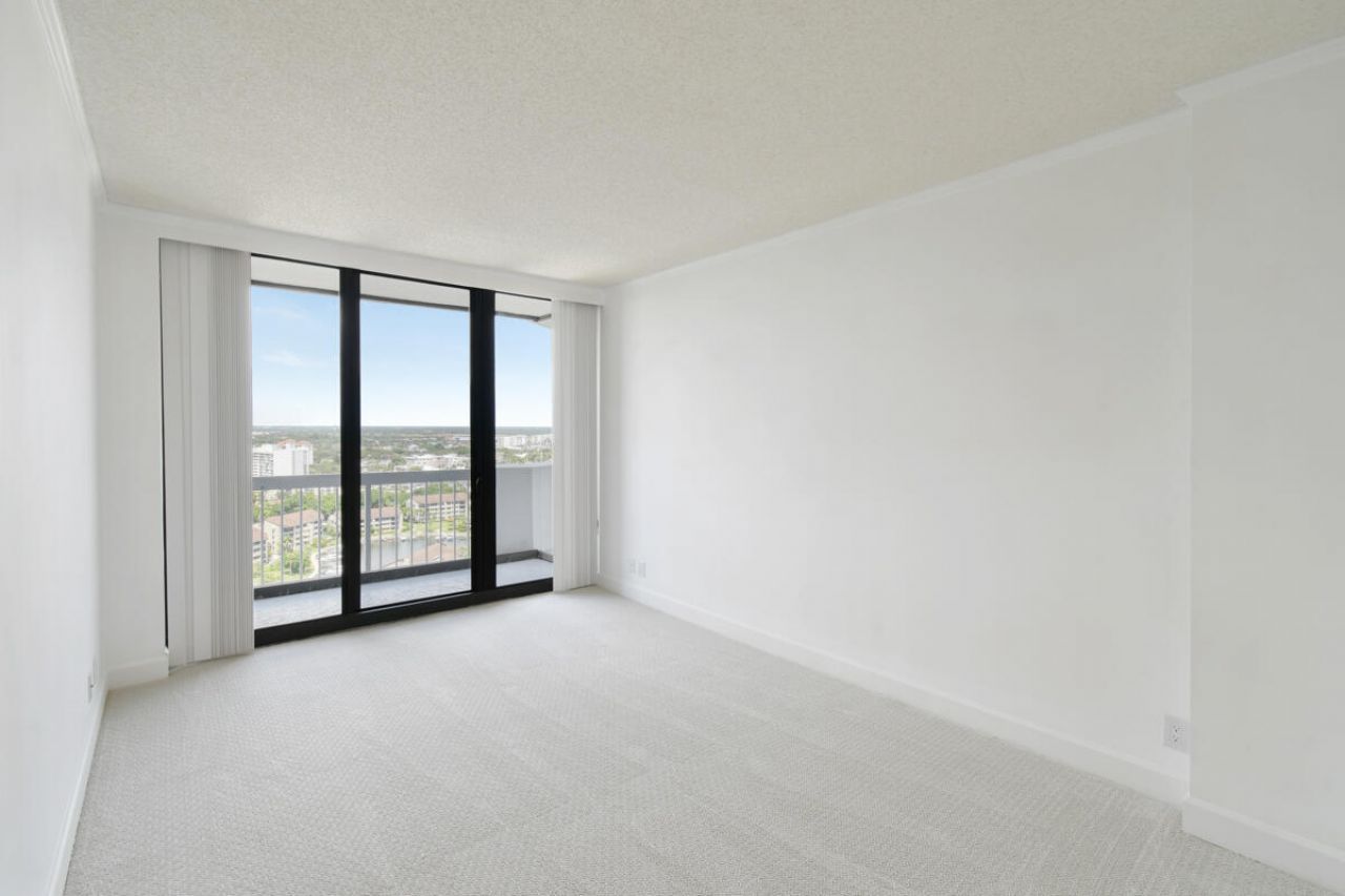 123 Lakeshore Drive, Unit PH45, North Palm Beach, FL 33408 Photo