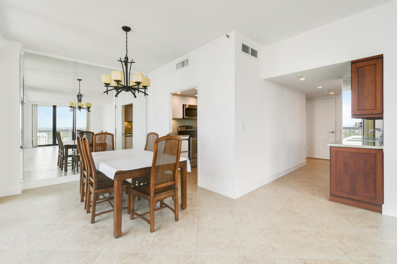 123 Lakeshore Drive, Unit PH45, North Palm Beach, FL 33408 Photo
