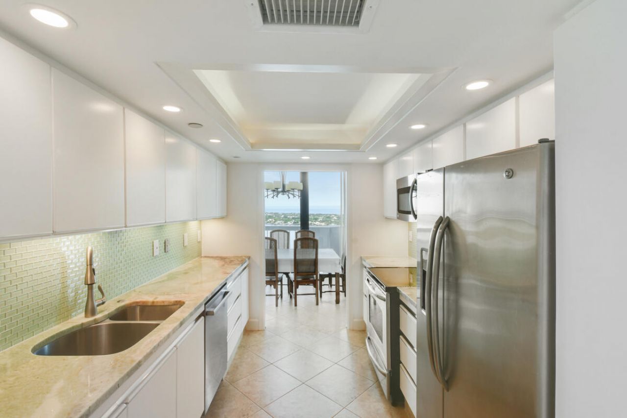 123 Lakeshore Drive, Unit PH45, North Palm Beach, FL 33408 Photo