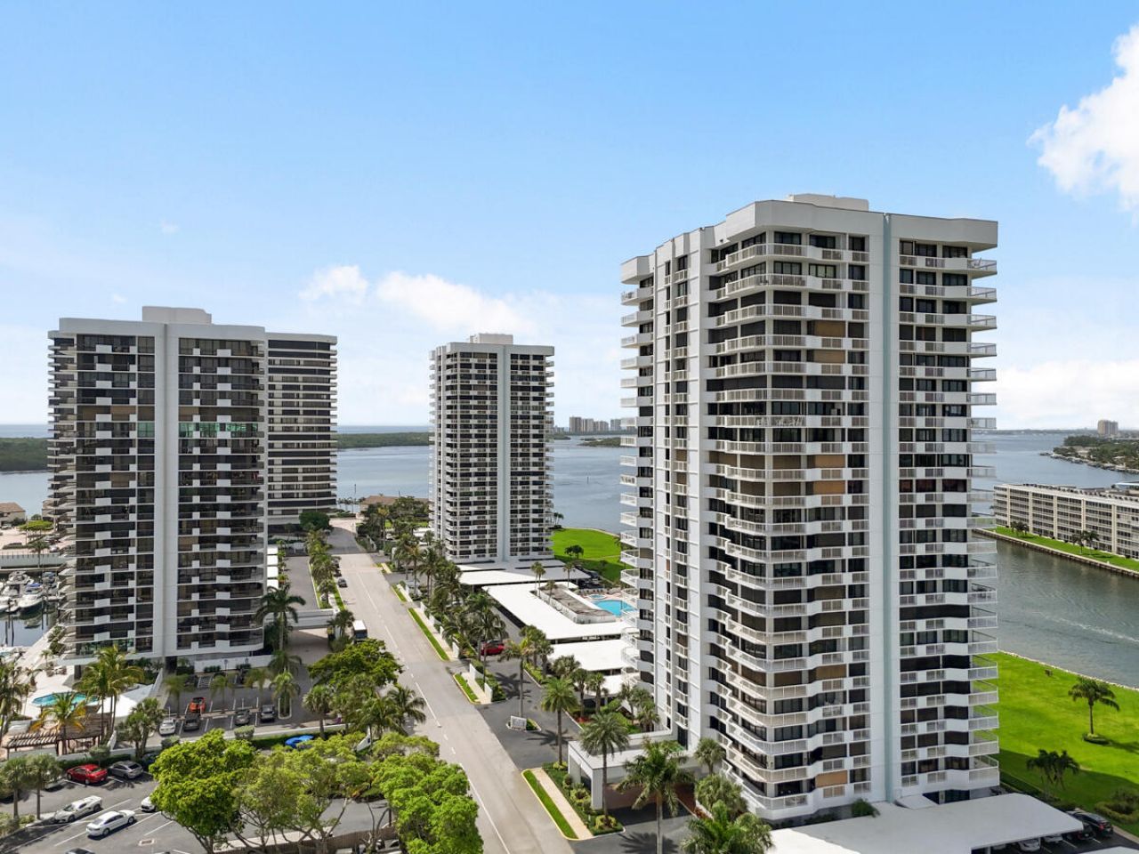 123 Lakeshore Drive, Unit PH45, North Palm Beach, FL 33408 Photo