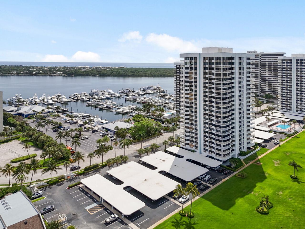 123 Lakeshore Drive, Unit PH45, North Palm Beach, FL 33408 Photo