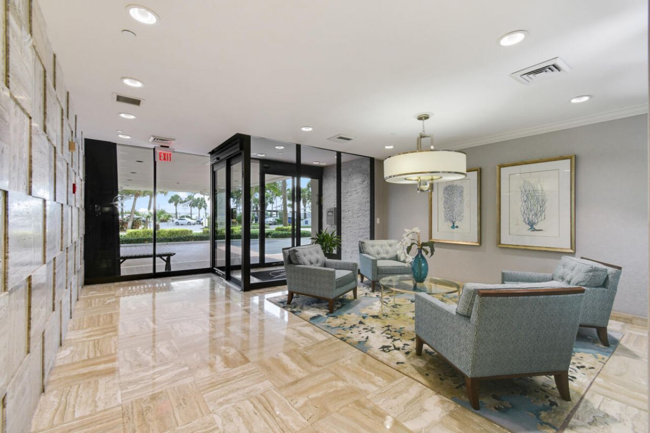 123 Lakeshore Drive, Unit PH45, North Palm Beach, FL 33408 Photo