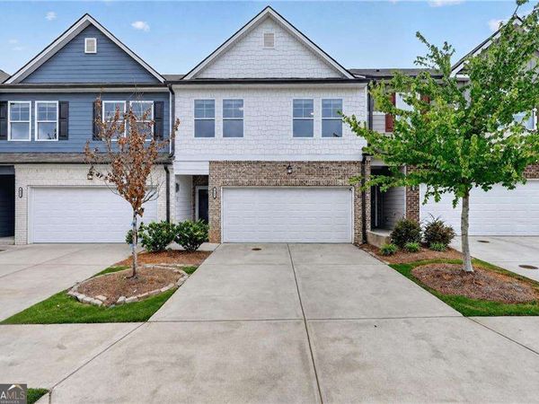 4711 Fairfax Drive, Oakwood, GA 30566