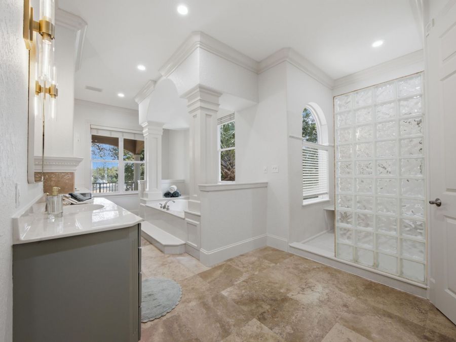 Property Image 71