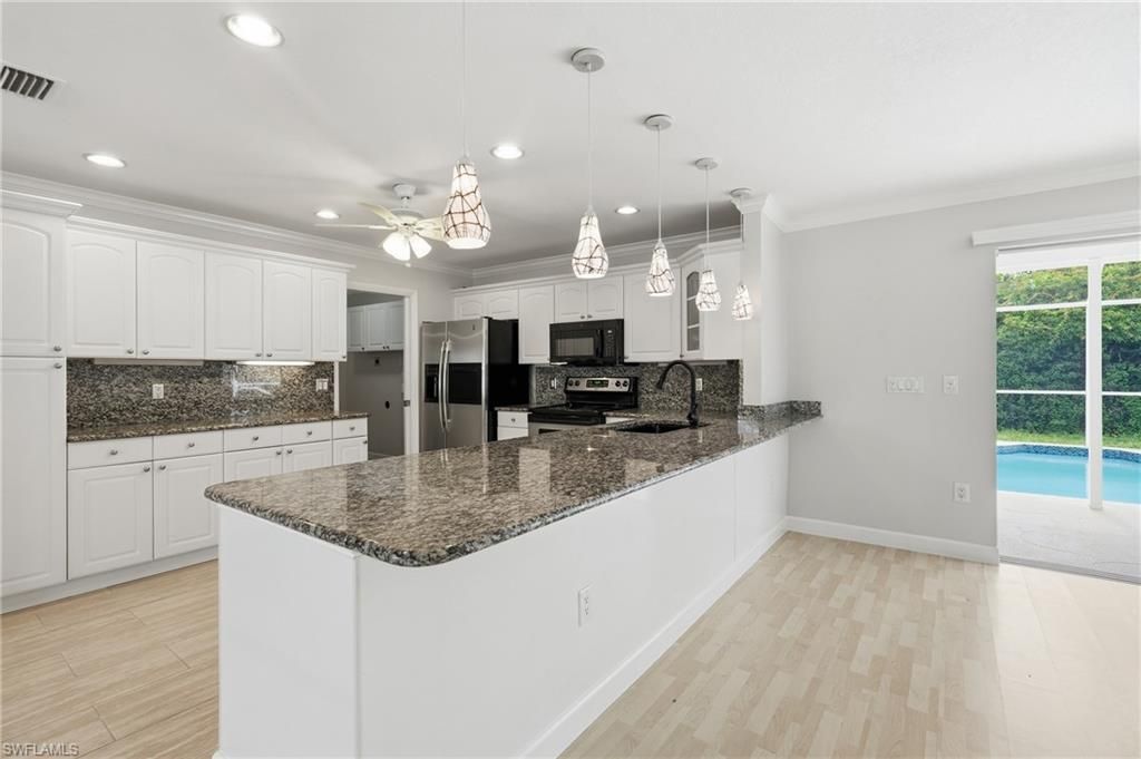 8931 Andover St , Fort Myers, FL 33907 Photo