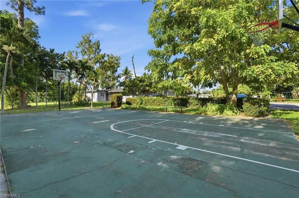 8931 Andover St , Fort Myers, FL 33907 Photo