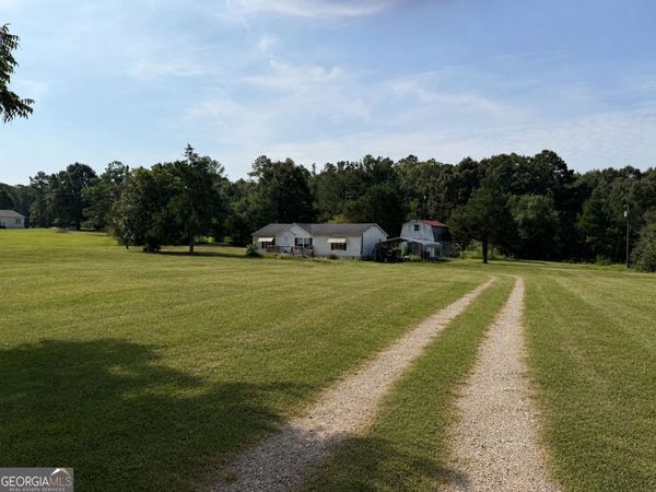 833 Twin Oaks Road, Williamson, GA 30292