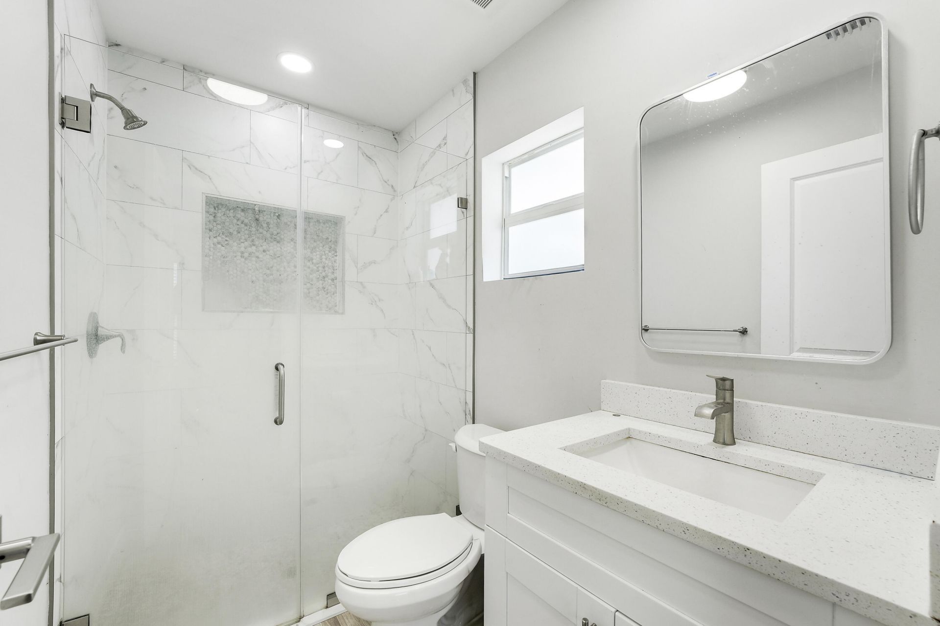 945 32nd Street, West Palm Beach, FL 33407 Photo