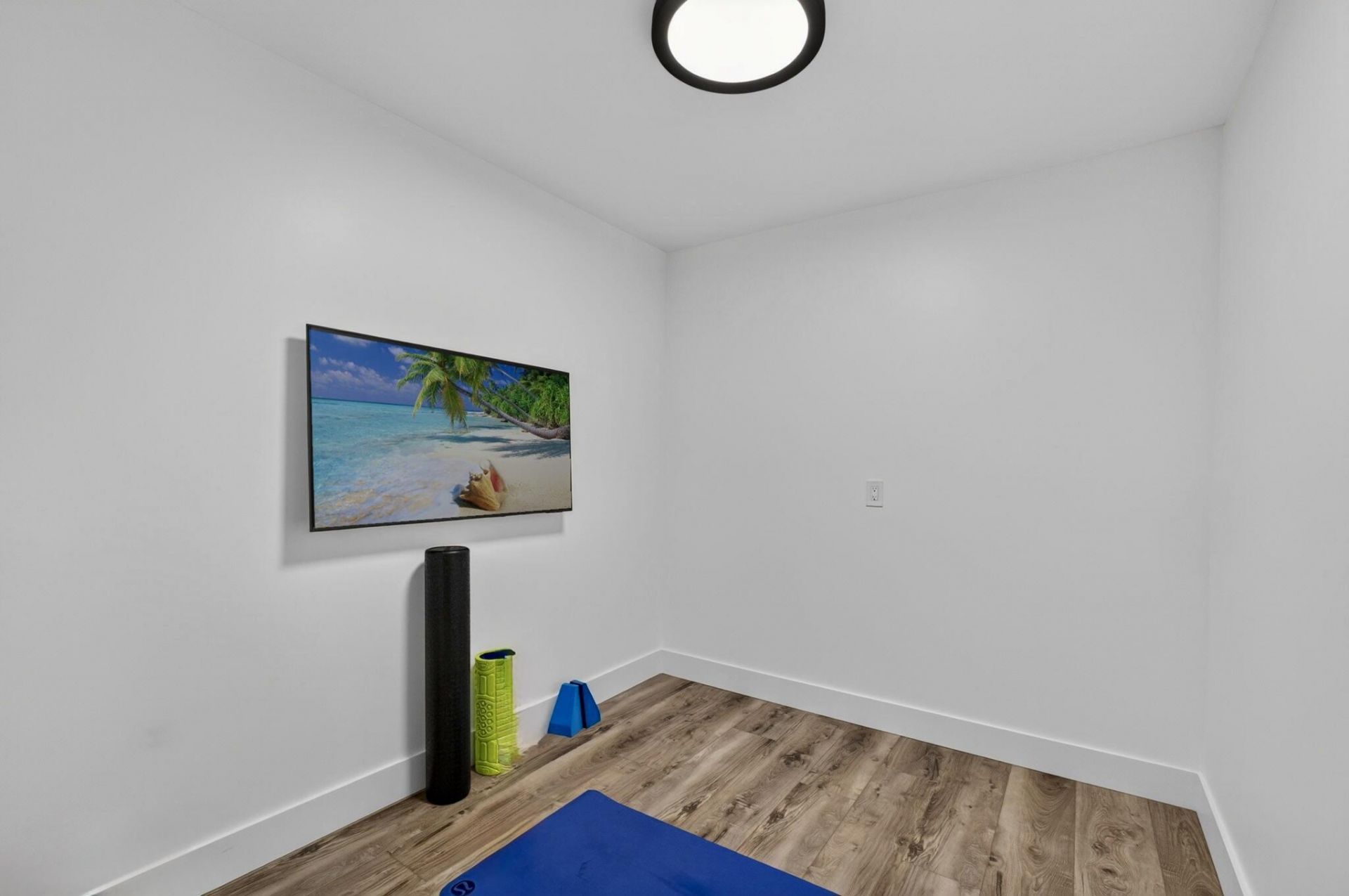 3635 Whitehall Drive, Unit 302, West Palm Beach, FL 33401 Photo