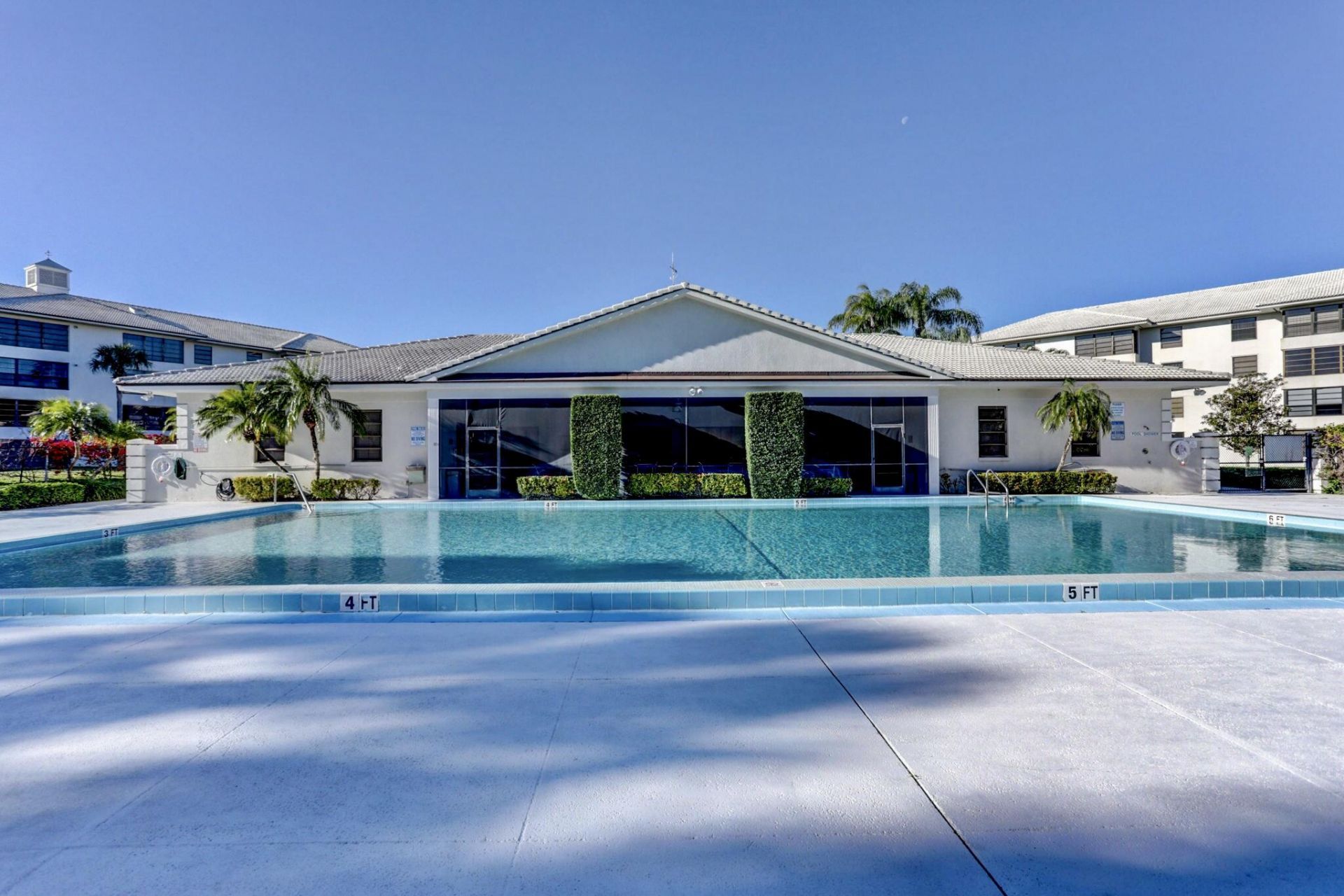 3635 Whitehall Drive, Unit 302, West Palm Beach, FL 33401 Photo