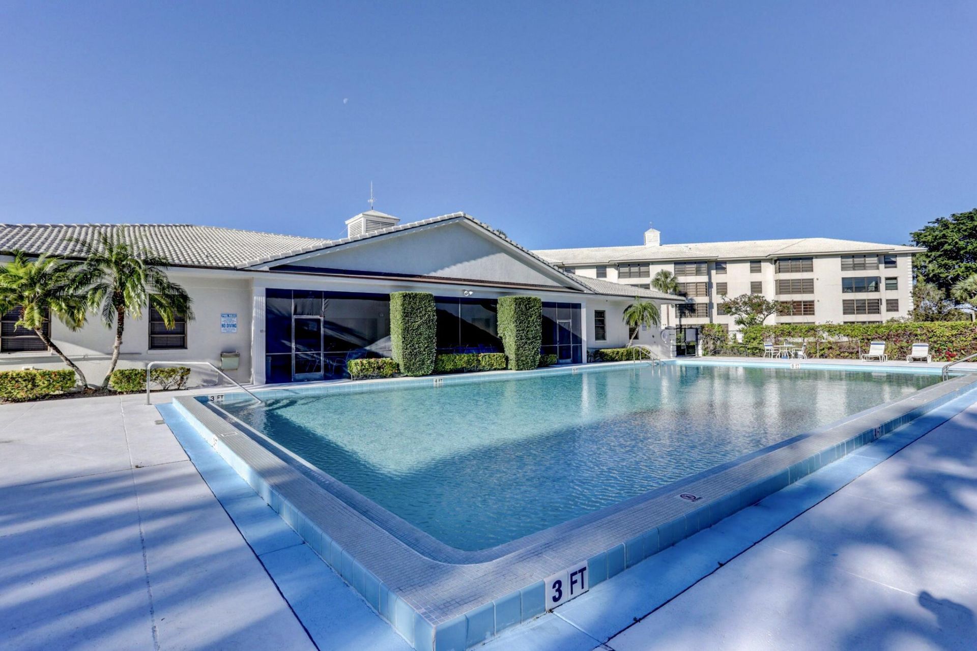 3635 Whitehall Drive, Unit 302, West Palm Beach, FL 33401 Photo