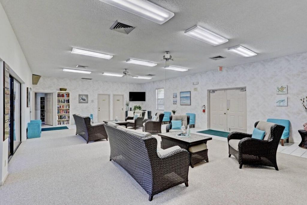 3635 Whitehall Drive, Unit 302, West Palm Beach, FL 33401 Photo
